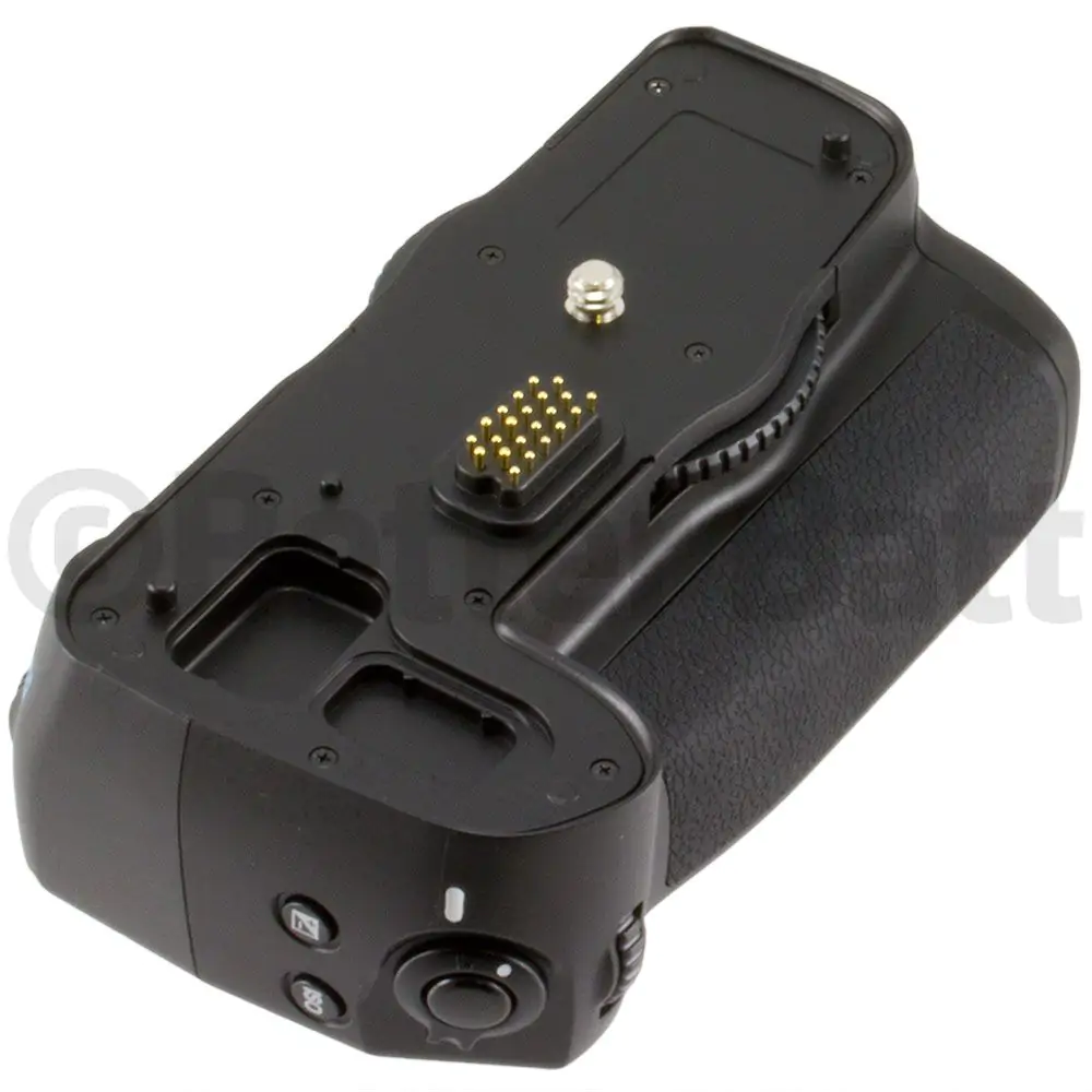 Pentax K-7 Battery Grip Replacement